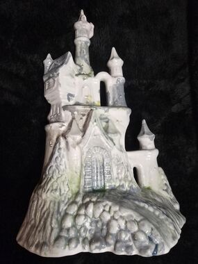 Vintage Ceramic Glazed Enchanted Castle Fairy Tale 11x7 No Chips
